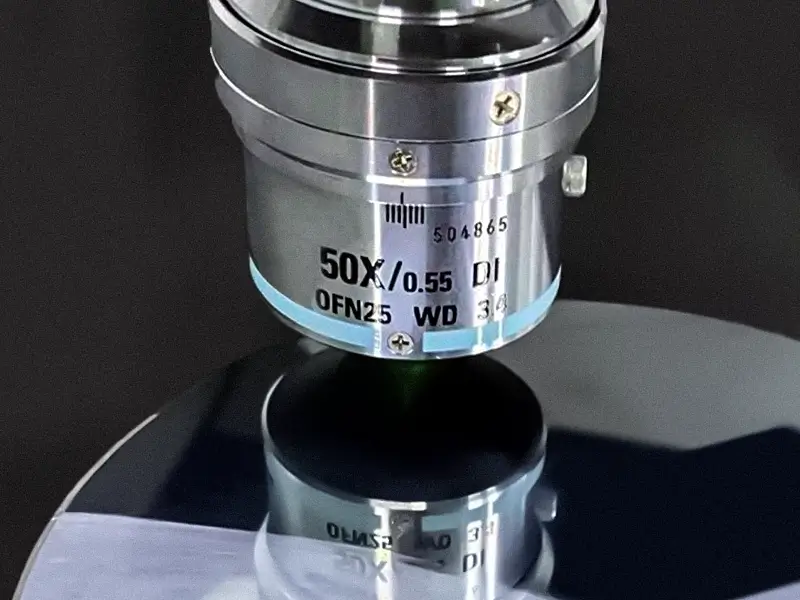 Microscope objective lens with specifications